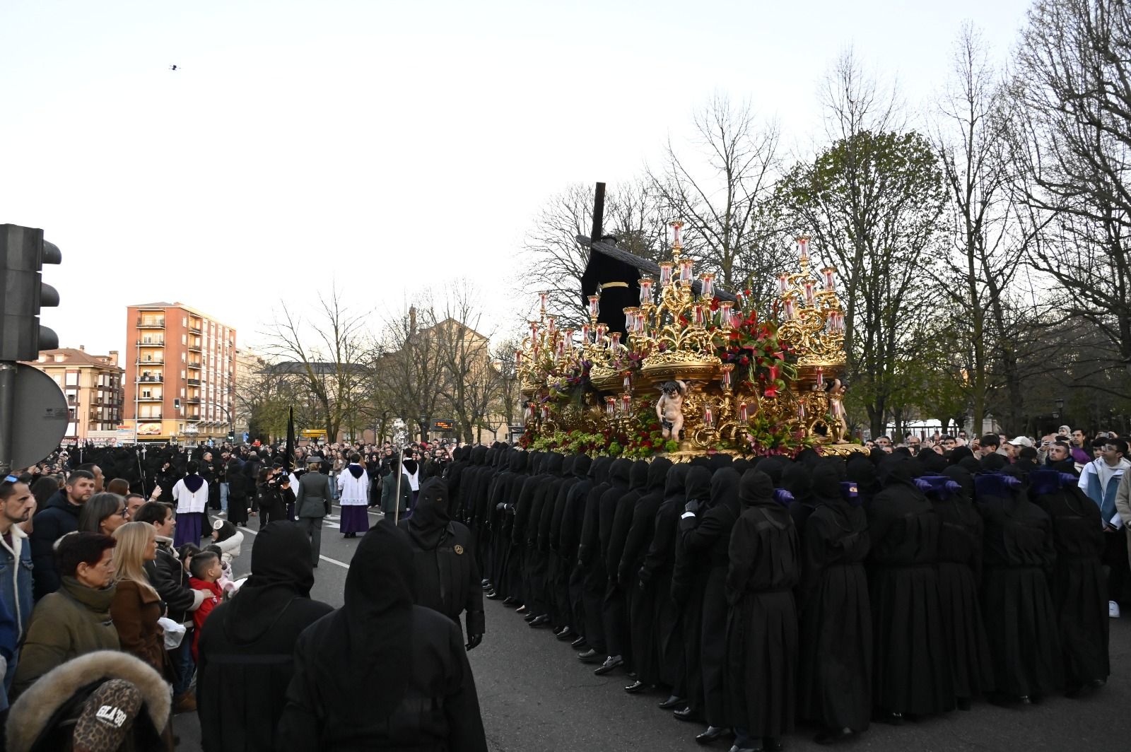 Procesión de la Pasión de León 2026. | SAÚL ARÉN