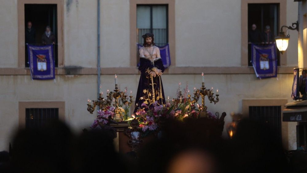 minerva despojado amargura