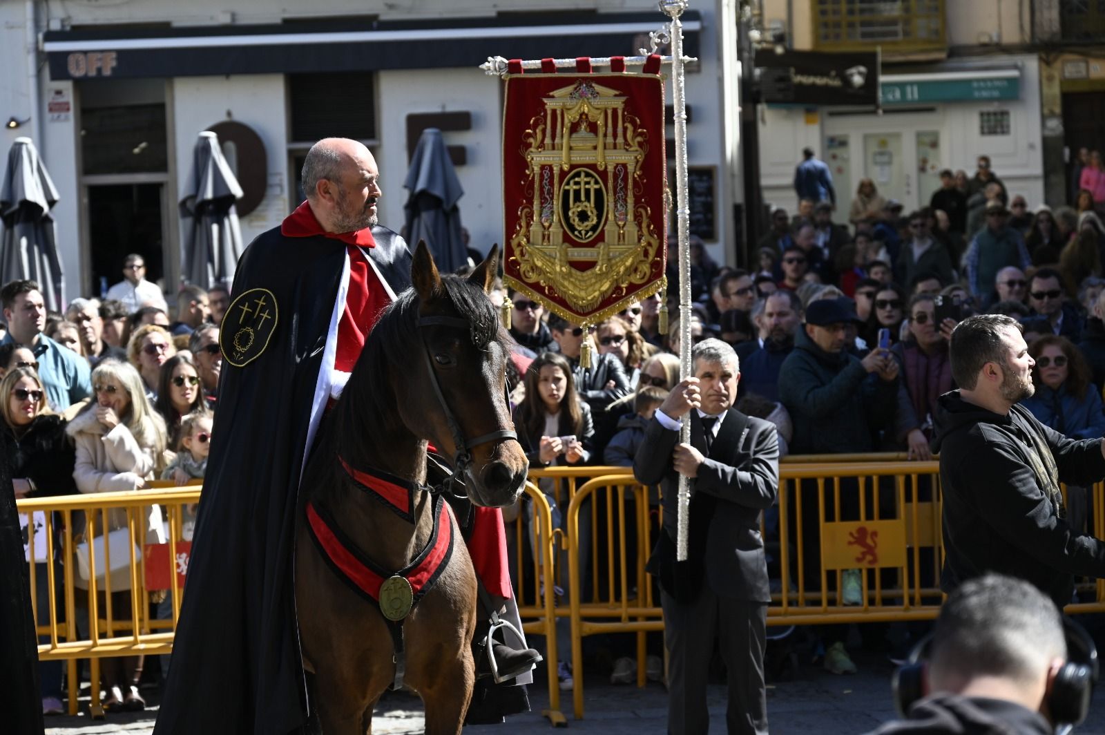 Pregón a caballo de las Siete Palabras. | SAÚL ARÉN