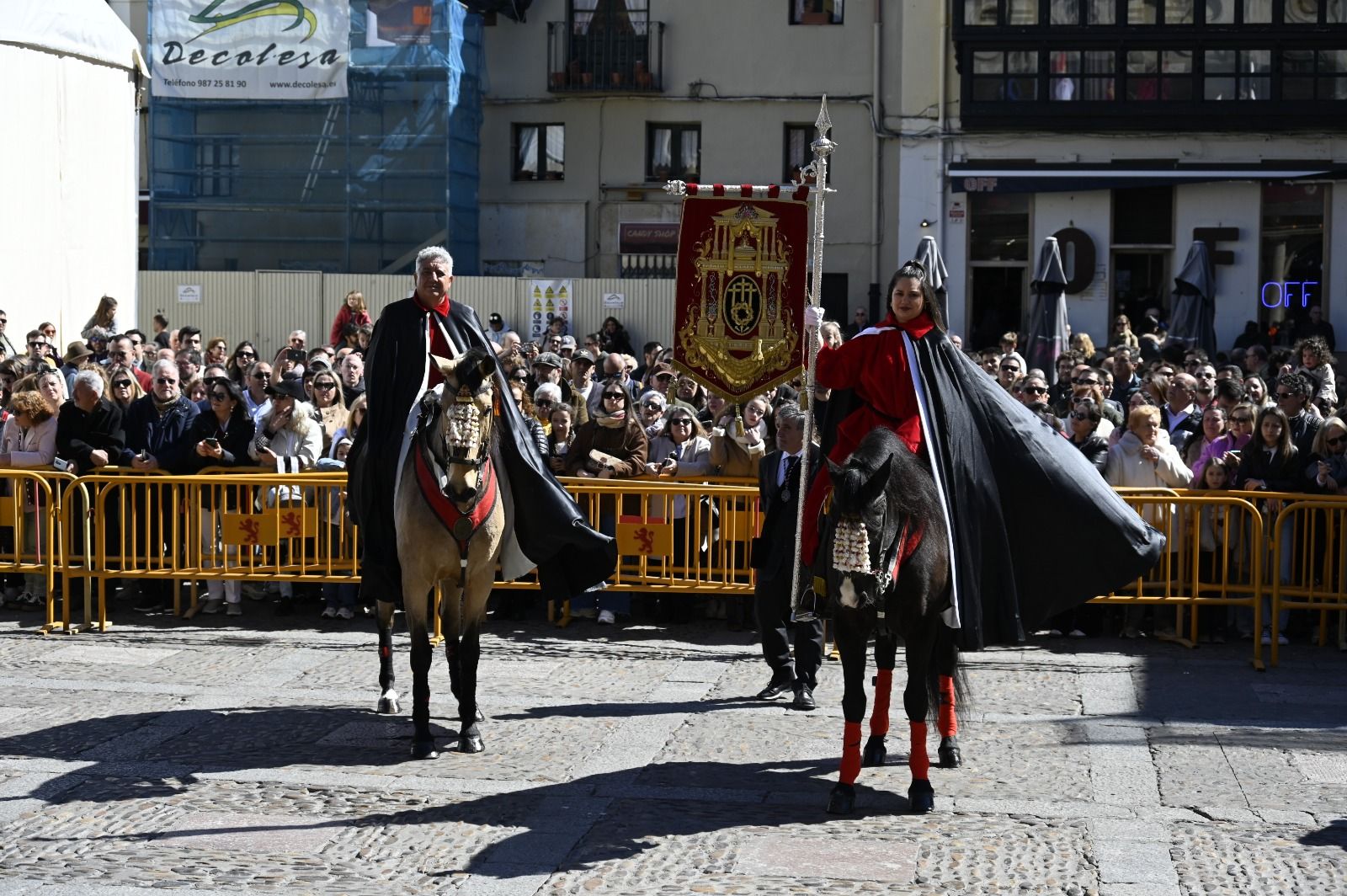Pregón a caballo de las Siete Palabras. | SAÚL ARÉN