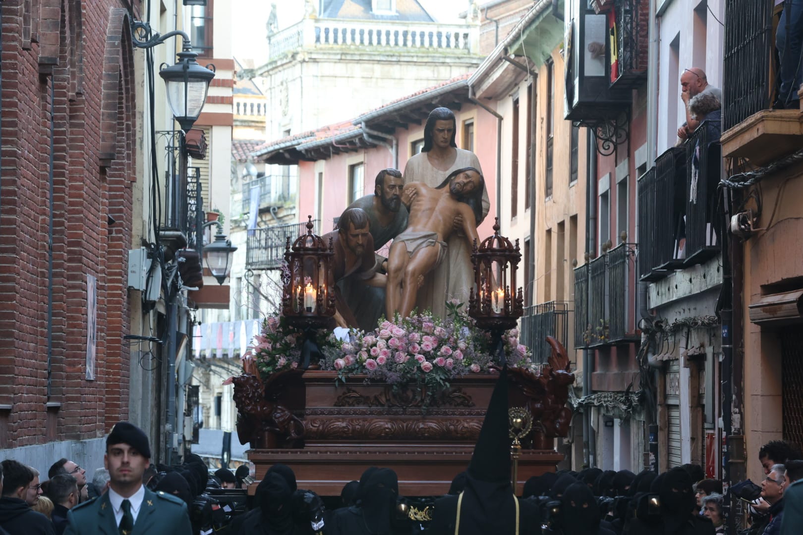 Procesión del Santo Entierro de León 2026 (8)
