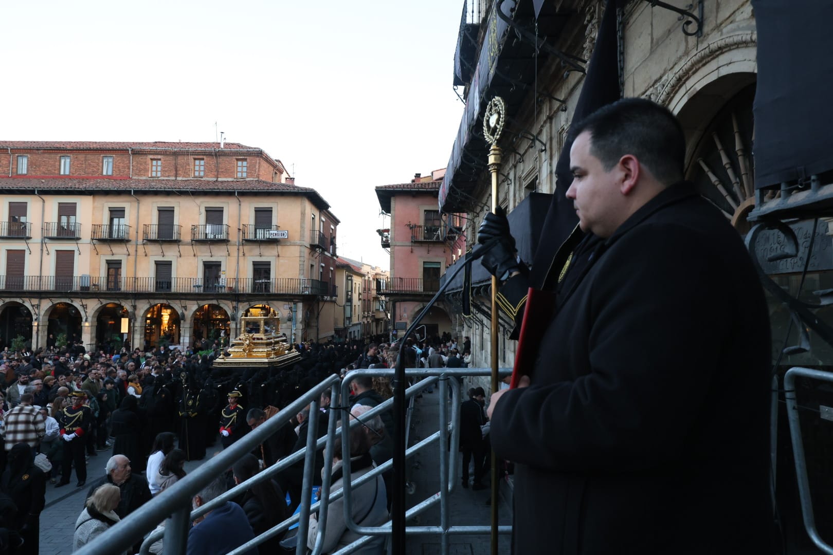 Procesión del Santo Entierro de León 2026. | FERNANDO OTERO