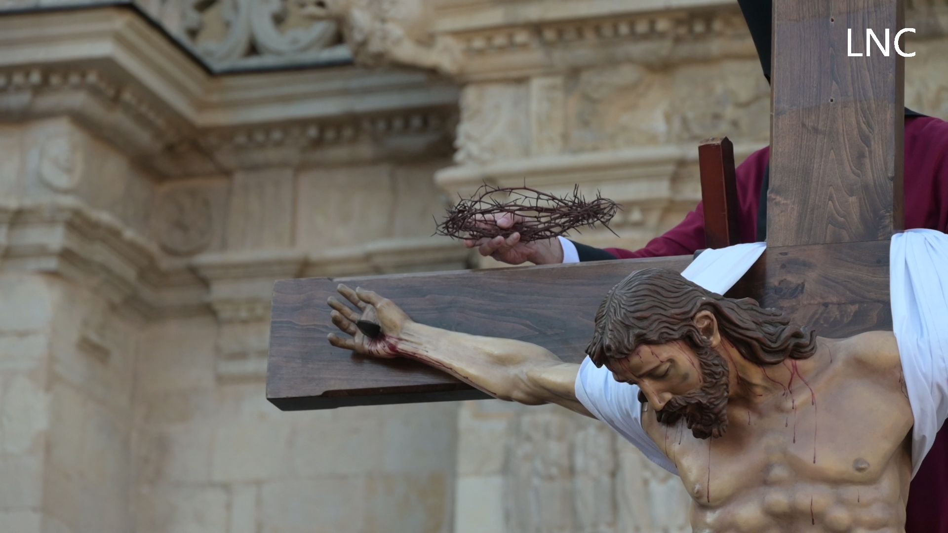 Procesión del Santo Cristo del Desenclavo y Acto del Desenclavo de Cristo | LAURA PASTORIZA