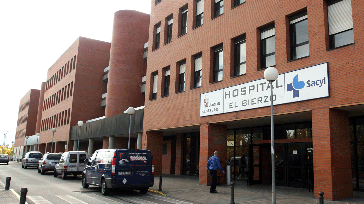 El Hospital del Bierzo, en una imagen de archivo. | ICAL
