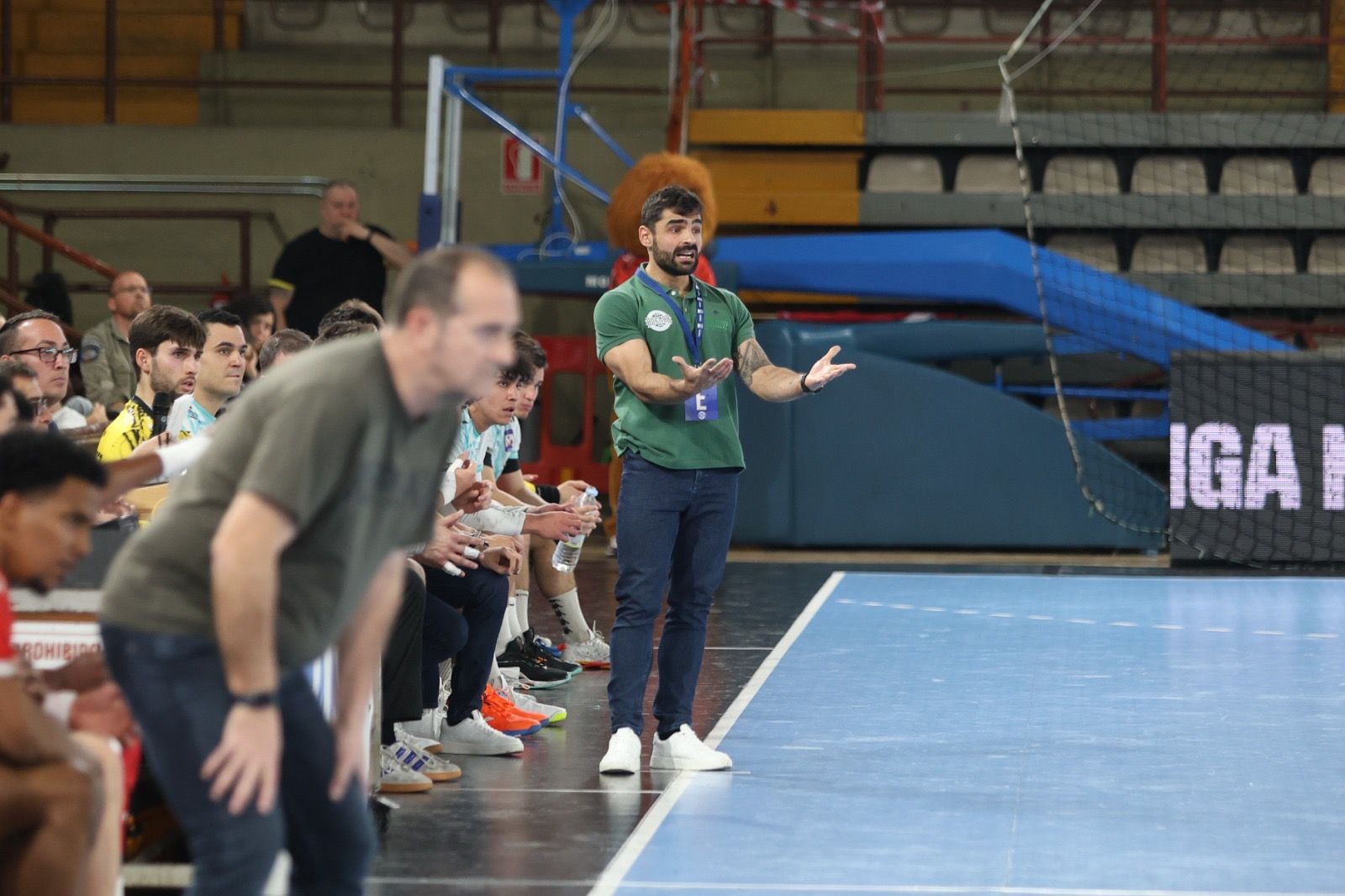 Ademar Huesca (1) Ademar Huesca (1)