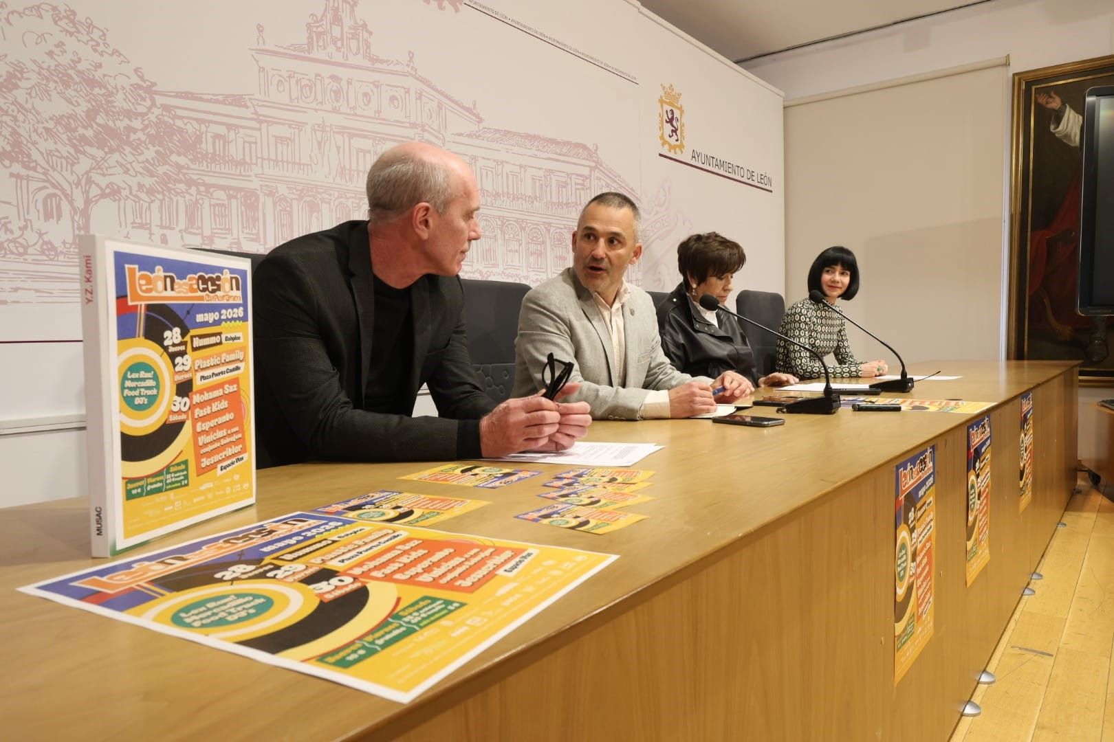 Un instante de la presentación de la sexta edición de León es Acción 'L'exploitation'. FERNANDO OTERO