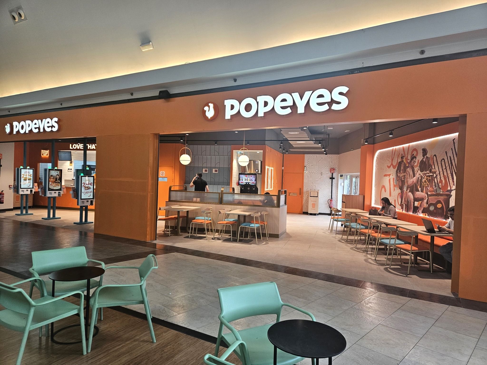 Nuevo restaurante de Popeyes en Ponferrada. | EL ROSAL