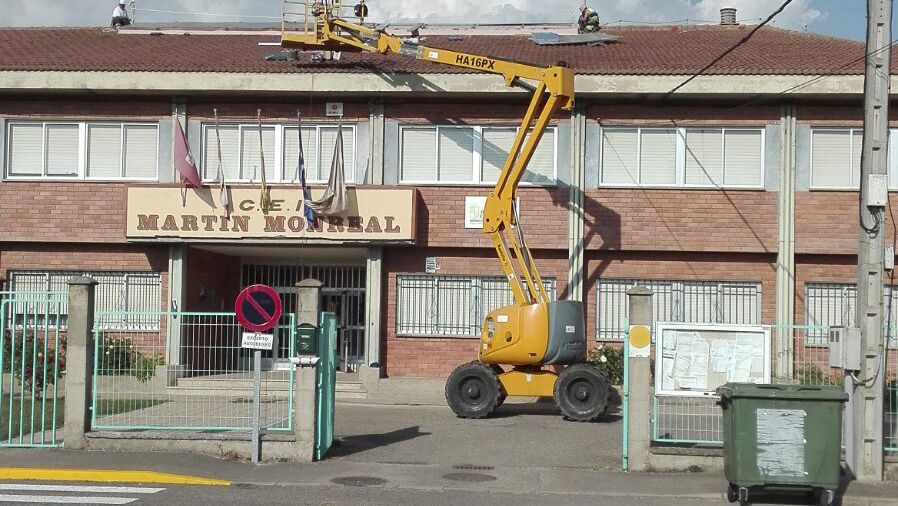 Una imagen de las reformas en el colegio comarcal de Veguellina de Órbigo.