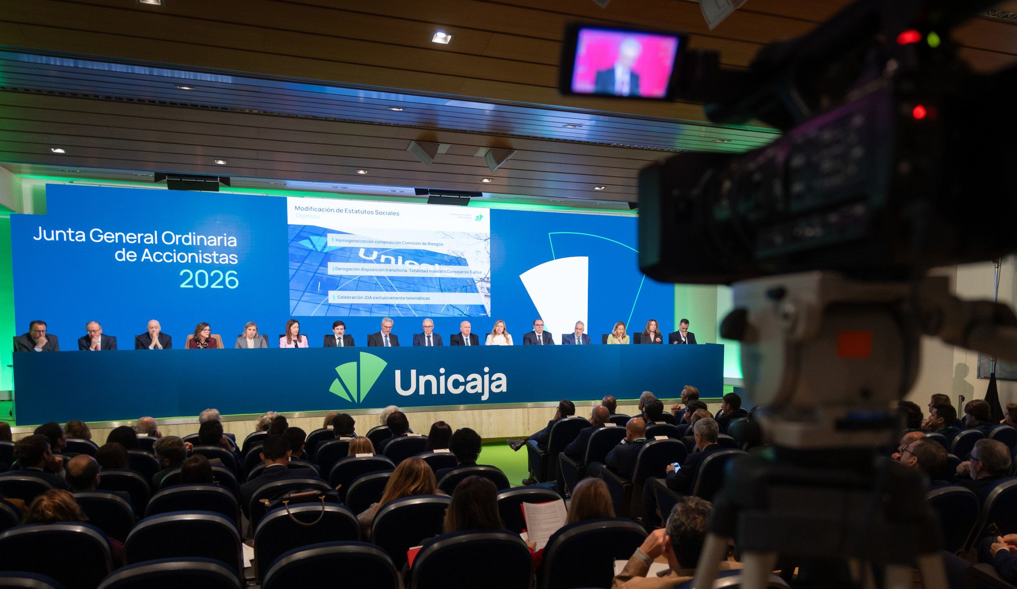 Unicaja celebra su Junta General de Accionistas y aprueba un dividendo complementario de 274 millones Unicaja celebra su Junta General de Accionistas y aprueba un dividendo complementario de 274 millones