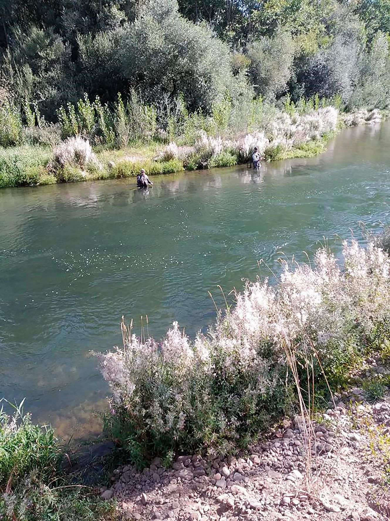 Los aficionados a la pesca leoneses saben que los de Vegas son algunos de los mejores cotos de la provincia. | SAÚL ARÉN