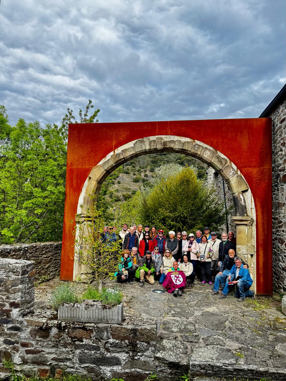 Equipo de voluntarios que intervino en la mejora.
