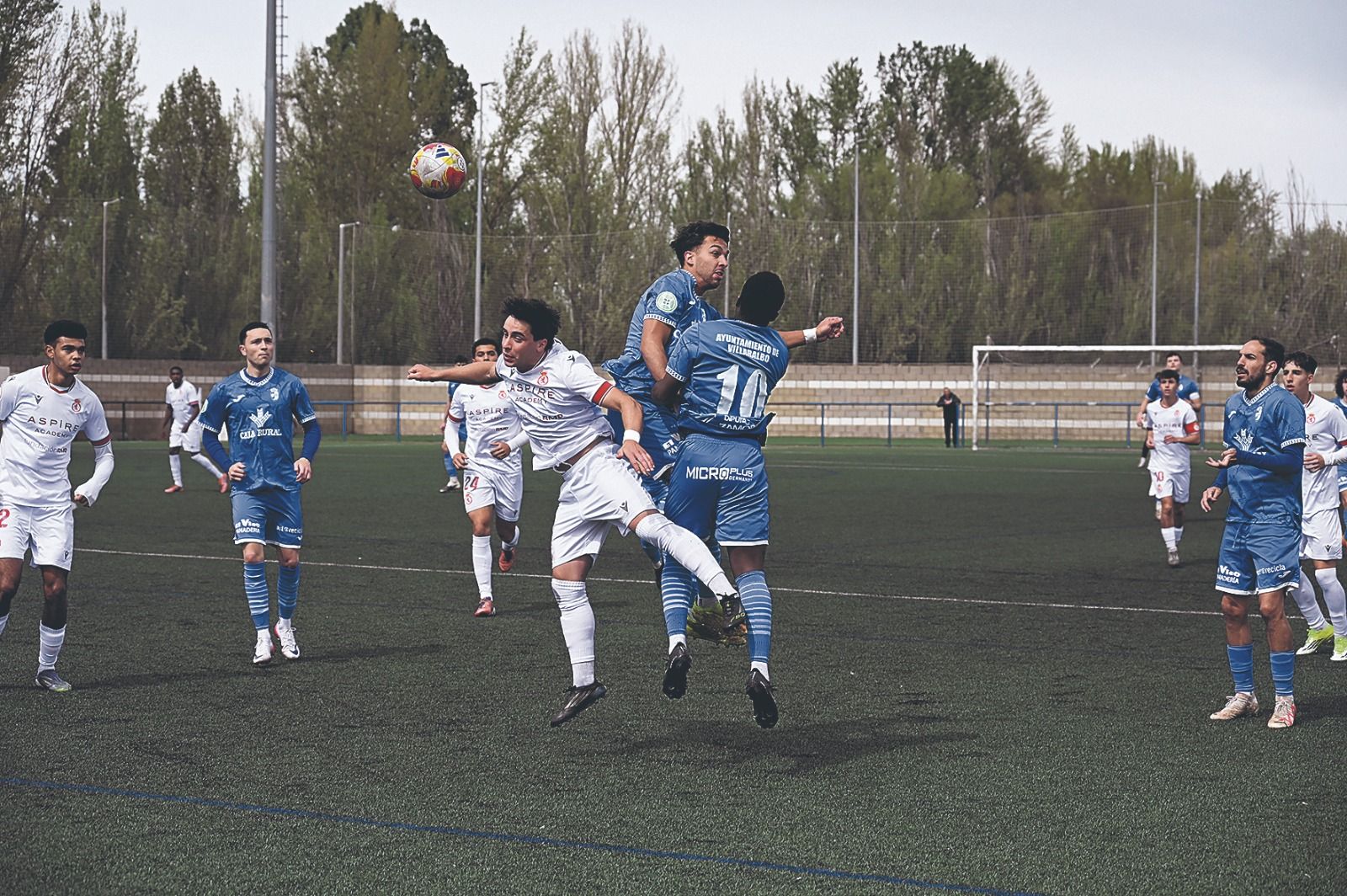 El Júpiter nadó en la segunda parte para morir en la orilla y caer ante el Villaralbo en un partido con muy poco en juego. SAÚL ARÉN