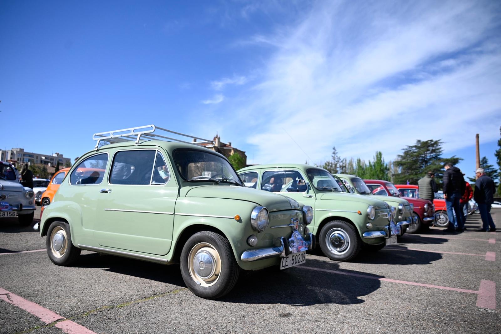 Concentración de 600 en León. | SAÚL ARÉN