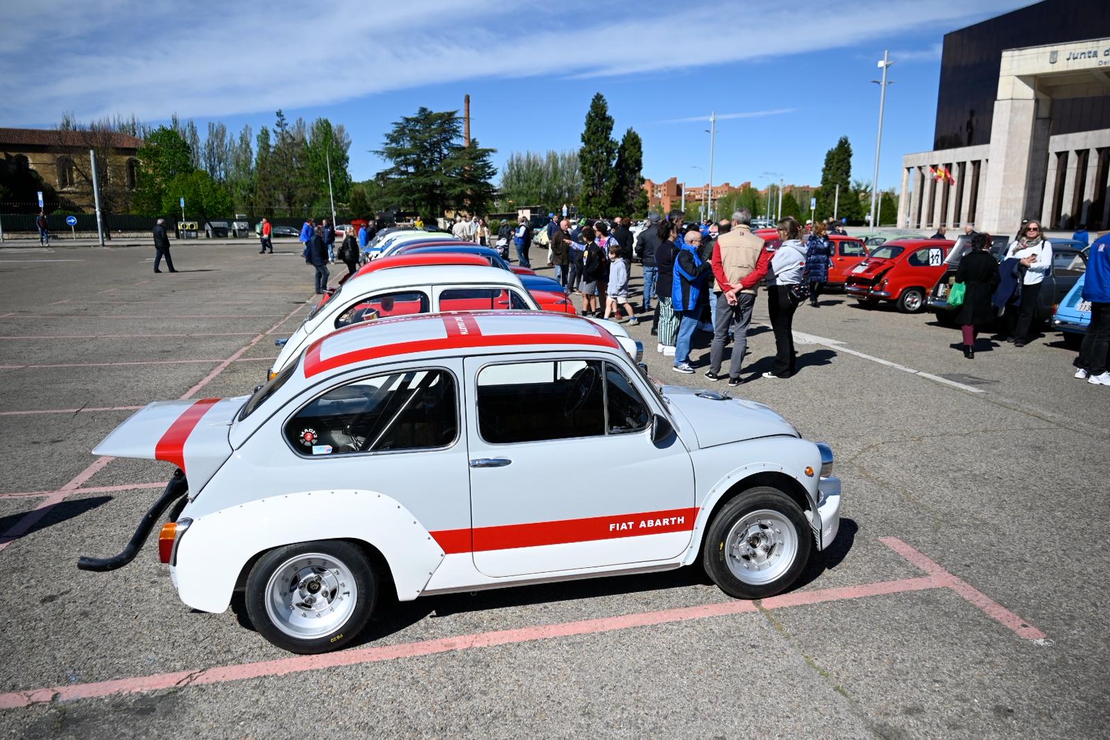 Concentración de 600 en León. | SAÚL ARÉN