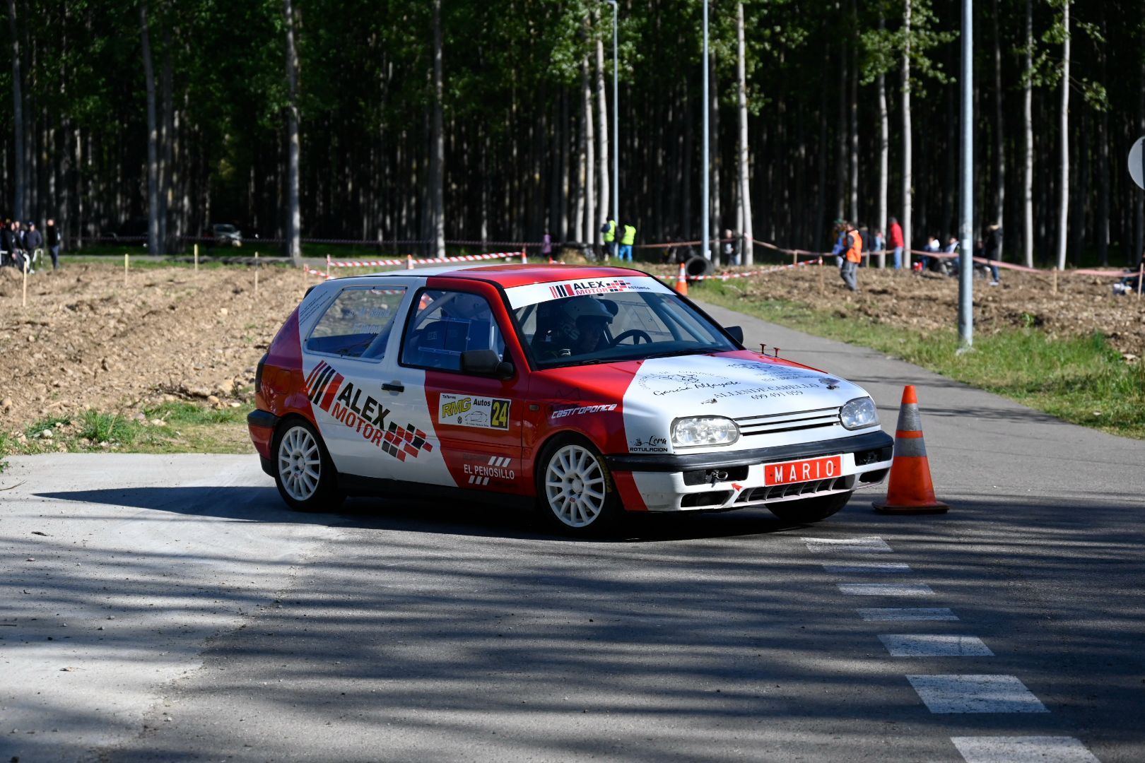 Diferentes momentos del IV Slalom de Villoria. SAÚL ARÉN (14)