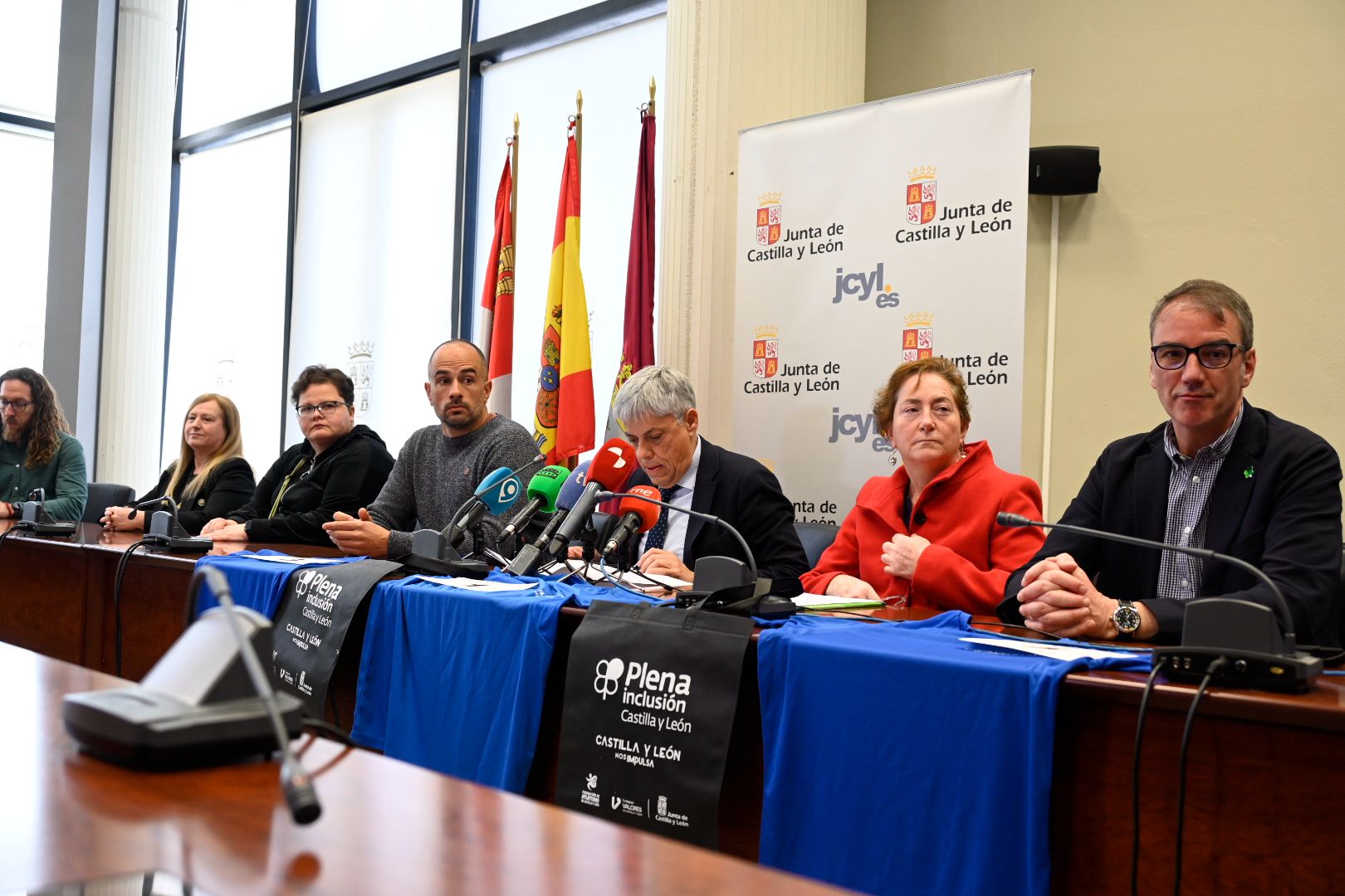 Presentación de los actos en León para el día de la comunidad. | SAÚL ARÉN Presentación de los actos en León para el día de la comunidad. | SAÚL ARÉN