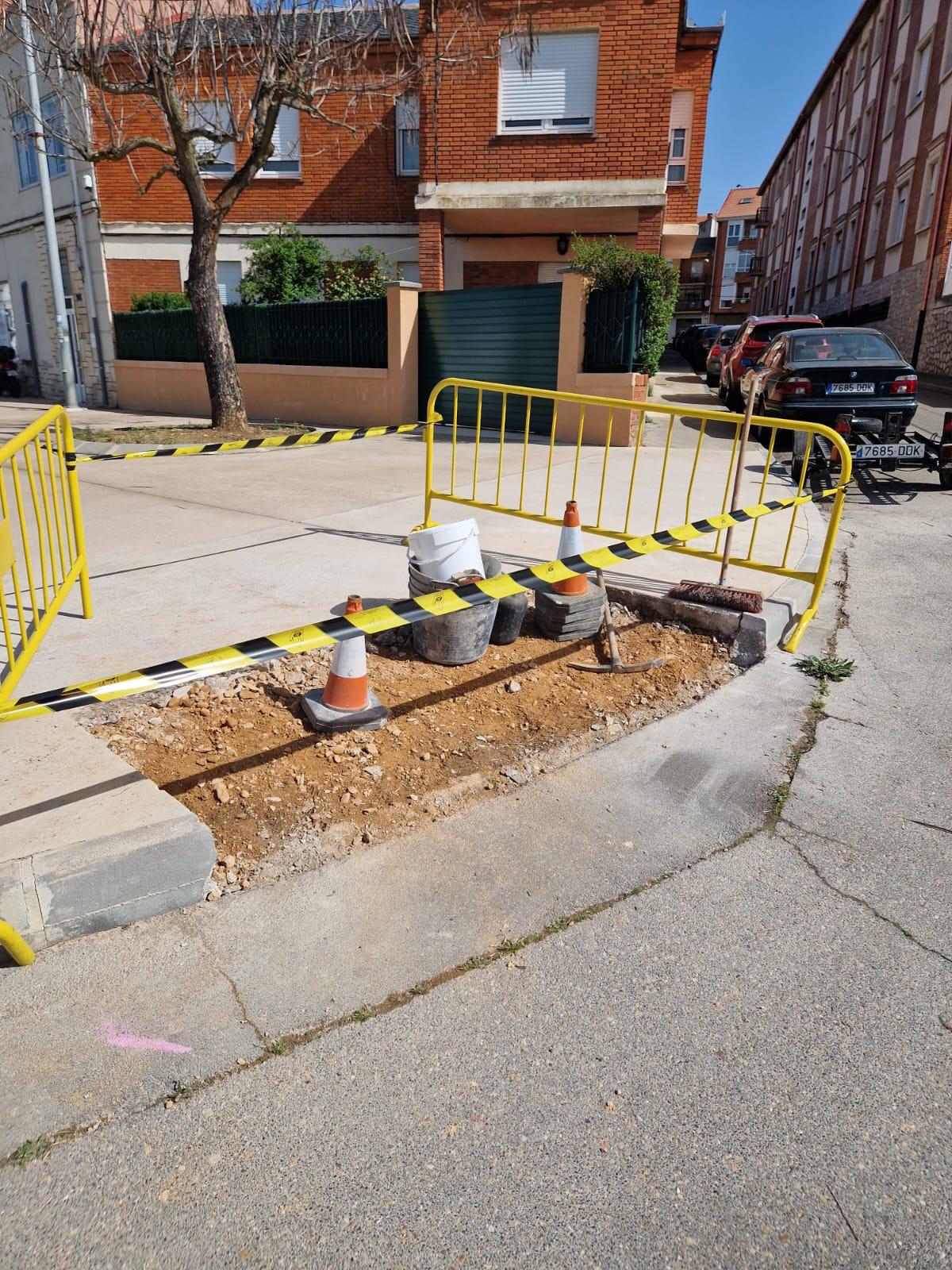 Una de las recientes actuaciones para mejorar la movilidad y accesibilidad de Astorga. | L.N.C. Una de las recientes actuaciones para mejorar la movilidad y accesibilidad de Astorga. | L.N.C.