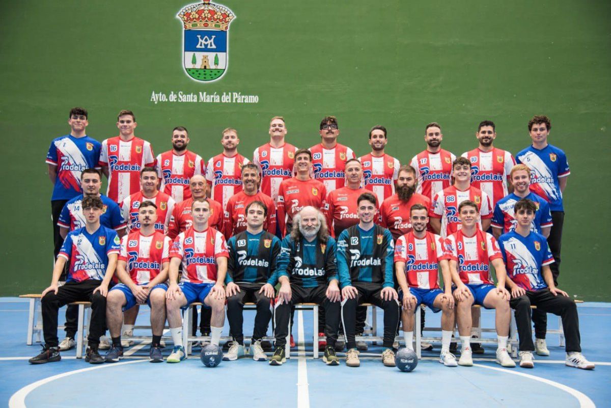 Foto oficial Prodelais Balonmano Atlético Paramés 2025 2026