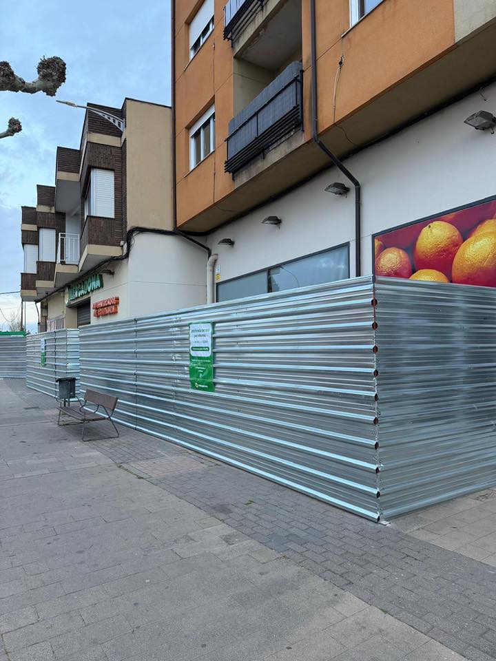 Obras que se están llevando a cabo para el nuevo Mercadona. | L.N.C.