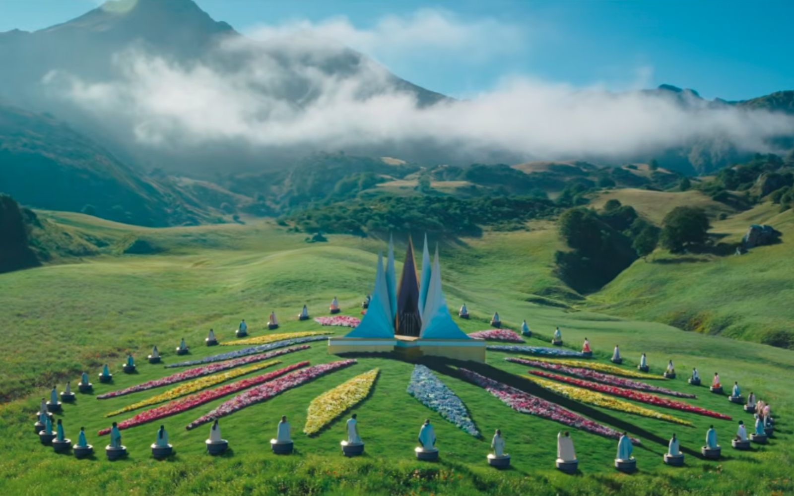 Un intante del trailer donde se puede ver el paisaje de Somiedo, visible en el tráiler de ‘Los Juegos del Hambre: Amanecer en la cosecha’, forma parte de las localizaciones del rodaje en el norte de España. Un intante del trailer donde se puede ver el paisaje de Somiedo, visible en el tráiler de ‘Los Juegos del Hambre: Amanecer en la cosecha’, forma parte de las localizaciones del rodaje en el norte de España.