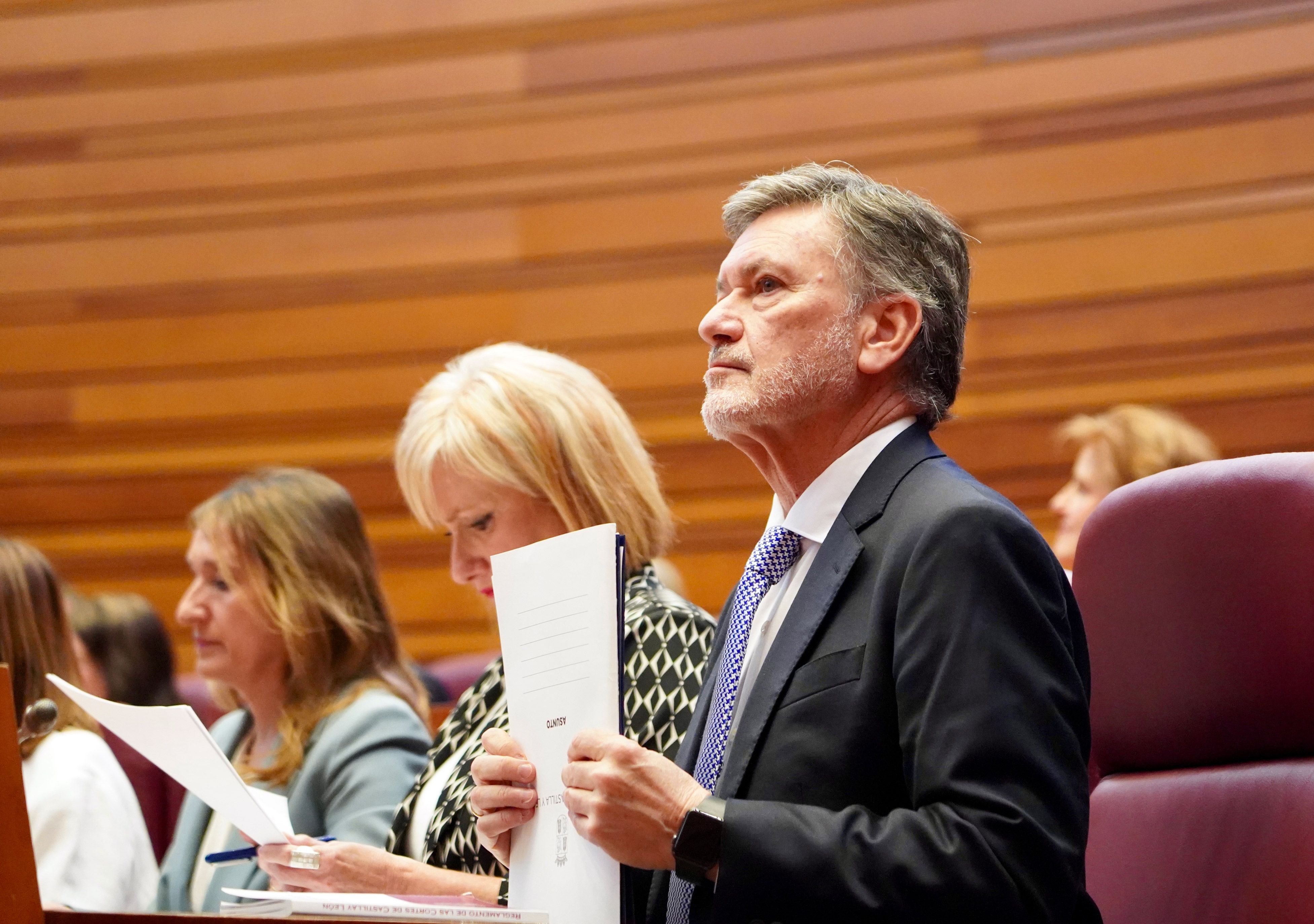 Francisco Vázquez, procurador del PP por Segovia, elegido como presidente de las Cortes. | ICAL