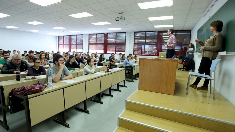 Imagen de archivo de unas oposiciones docentes en la provincia de León. | L.N.C.