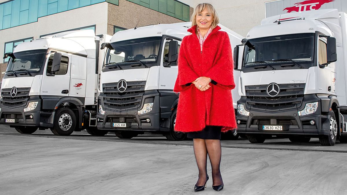 La directora general de Transleyca, María del Mar Casas, ha sido galardonada con el 'Círculo de Oro 2016'. | ROADSTARS