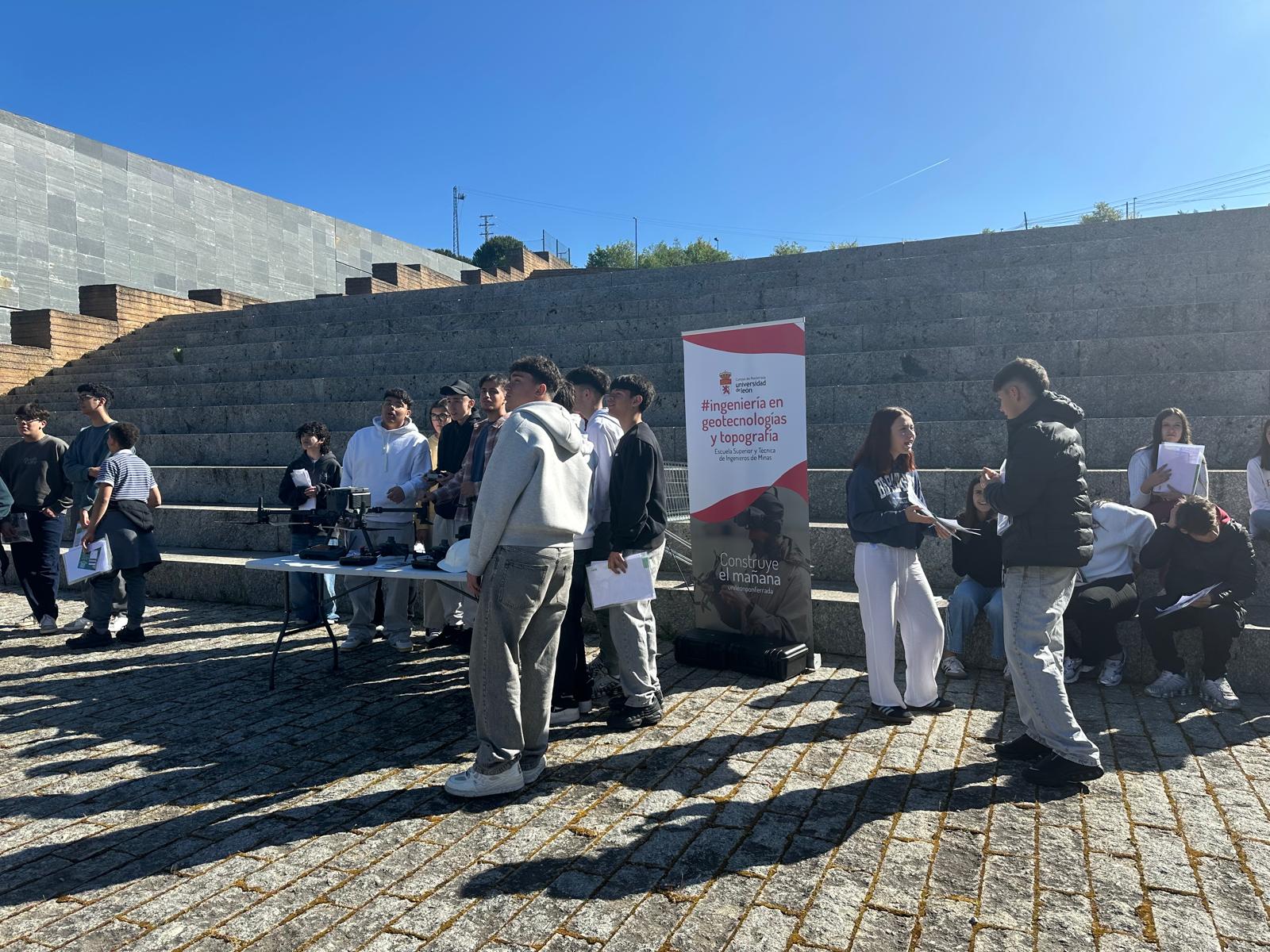 Algunos de los alumnos que participaron en las jornadas. Algunos de los alumnos que participaron en las jornadas.