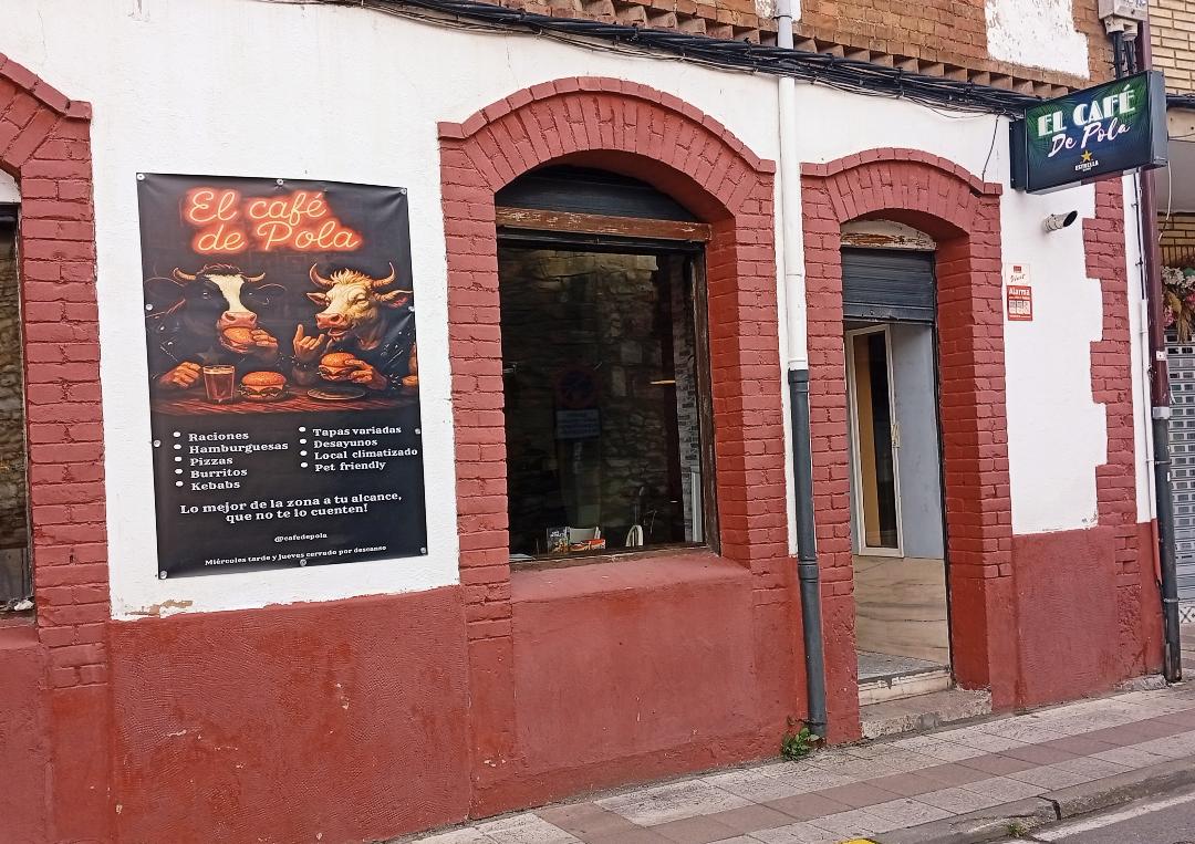 En la imagen, vista general de El Café de Pola, en La Pola de Gordón. En la imagen, vista general de El Café de Pola, en La Pola de Gordón.