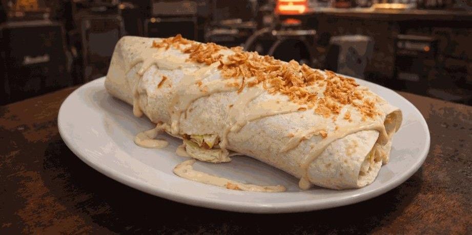 Vas por la comida, te quedas por el rollo y vuelves porque sabes lo que hay (3)