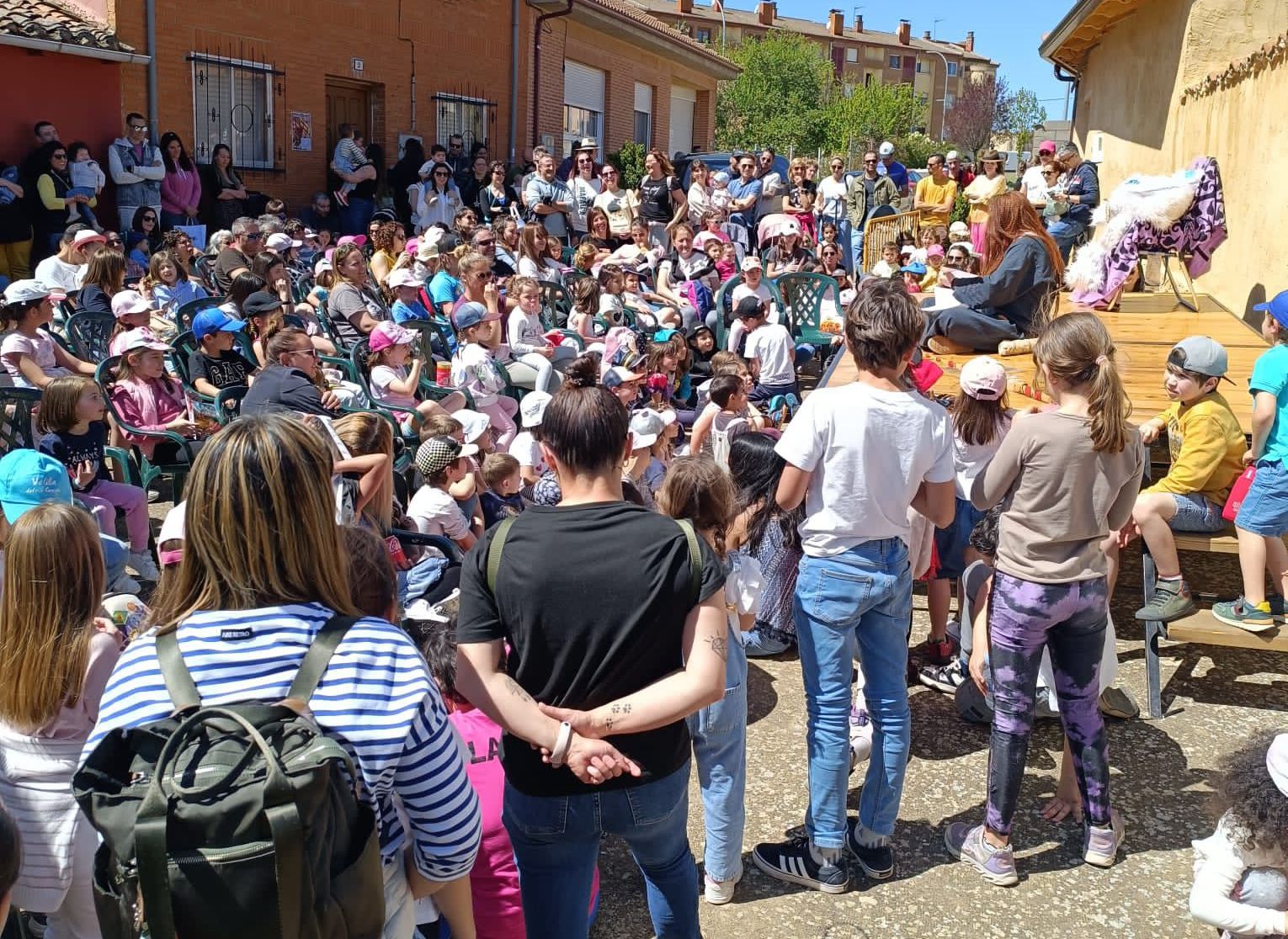 Imagen de archivo de la Feria de los Cuentos de Almanza. | L.N.C.