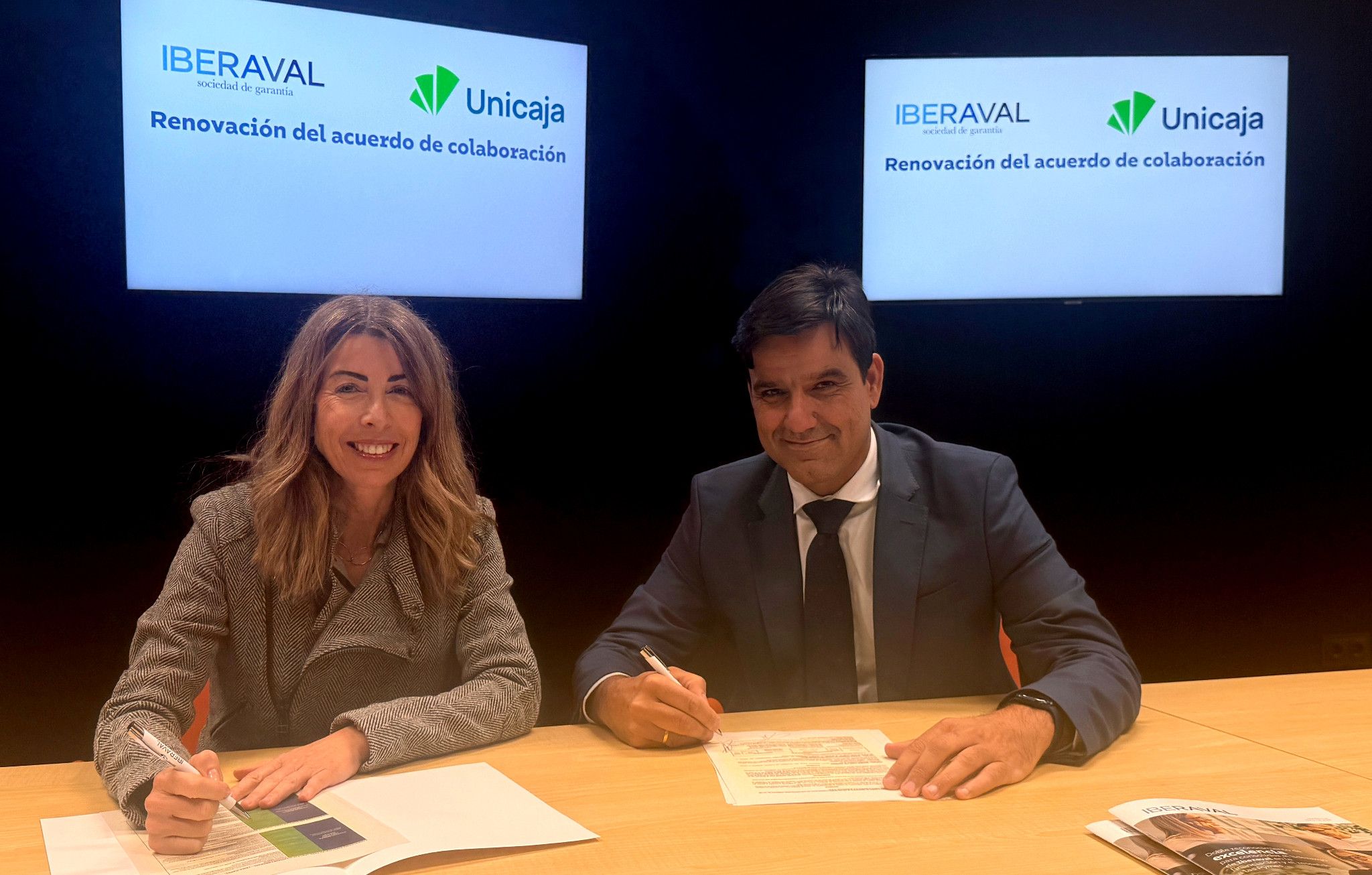 Renovación del acuerdo entre Iberaval y Unicaja