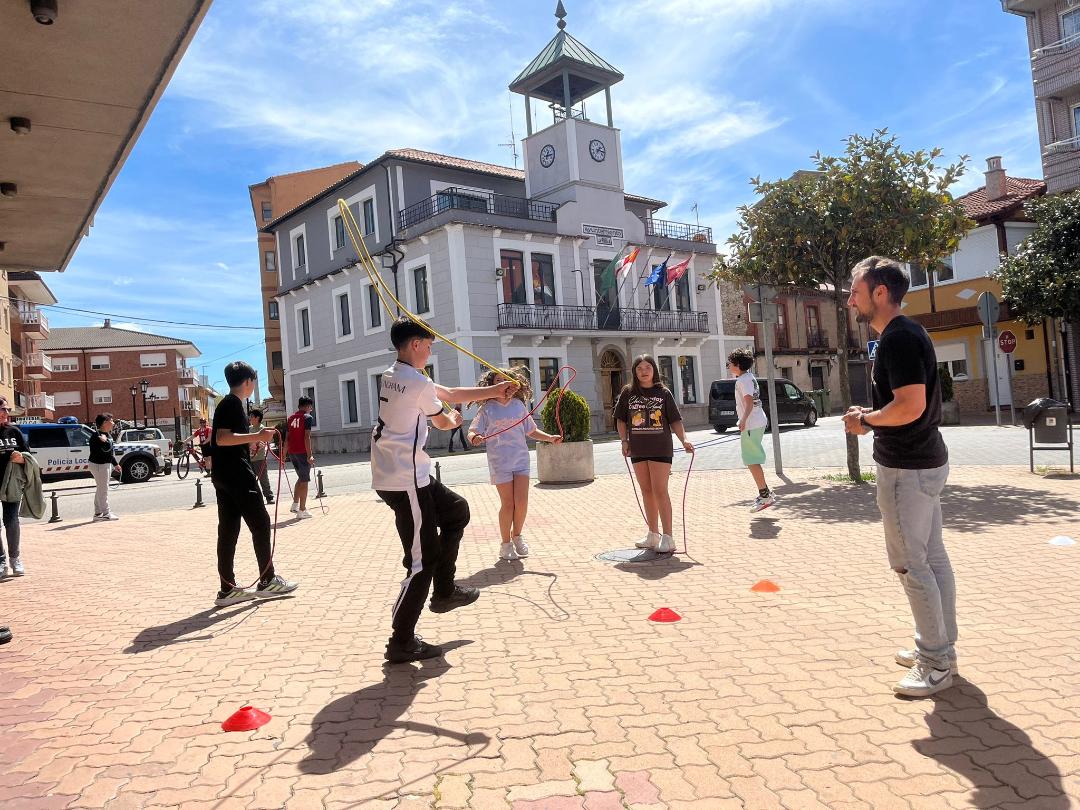 Juegos, dinámicas y deporte protagonizaron la jornada. CEIP EMILIA MENÉNDEZ (6)