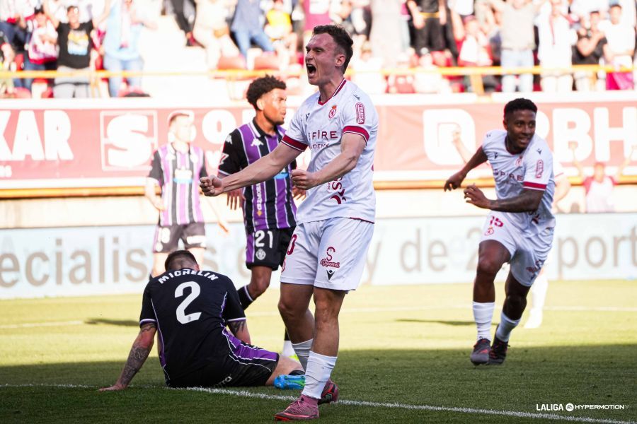 La Cultural tiene en el Reino una de sus últimas oportunidades de subirse a la permanencia. LALIGA