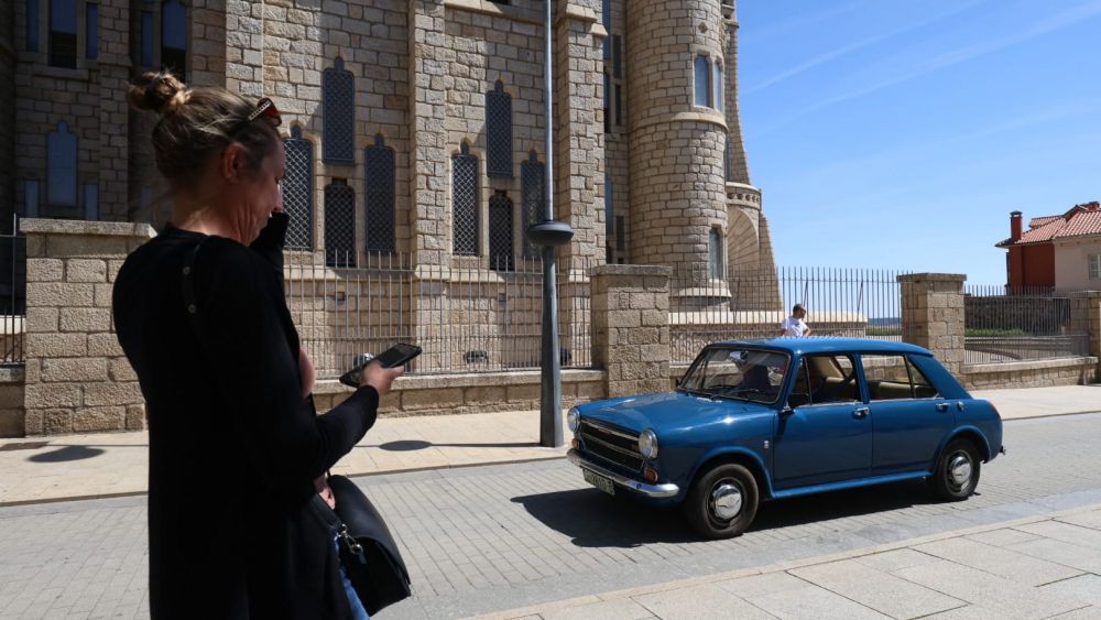 Concentración de coches clásicos en Astorga (1)