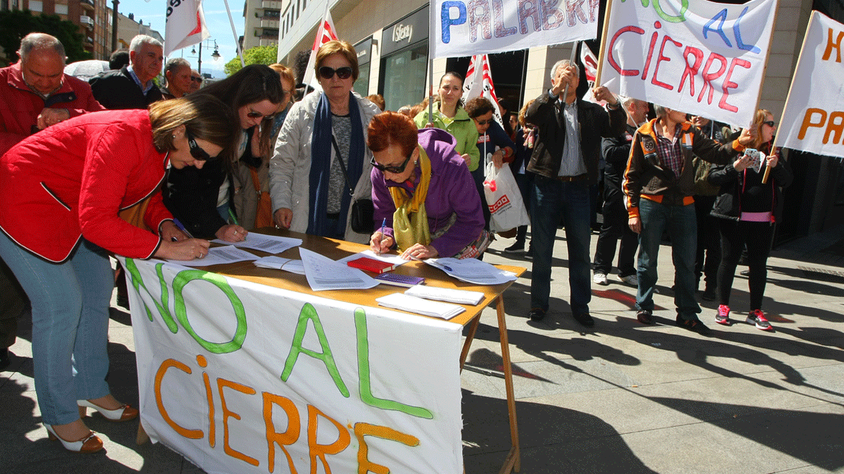 Imagen de archivo de las protestas que hubo por el cierre de las instalaciones, que permanecieron sin uso un año.