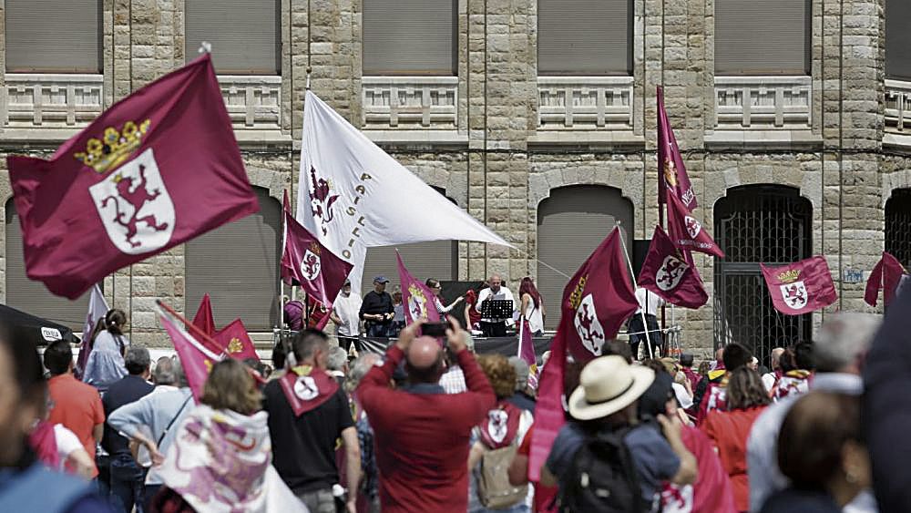 Imagen de una edición anterior de la manifestación ‘Caminu la Llibertá’. | FERNANDO OTERO