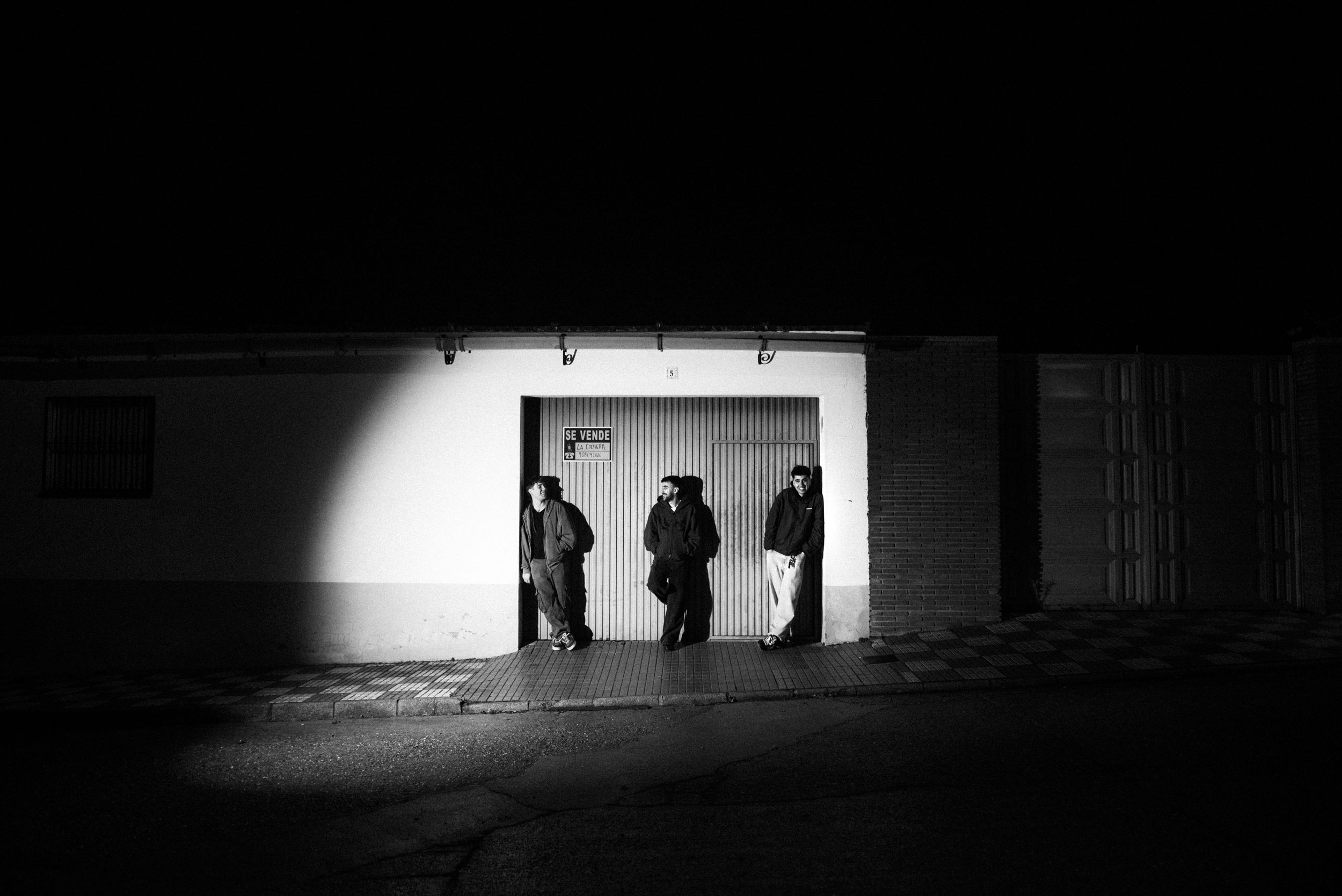 Juan Grande, Carlos Canelada y Víctor Arroba son miembros de la banda Sanguijuelas del Guadiana. | VERA NOVELLA