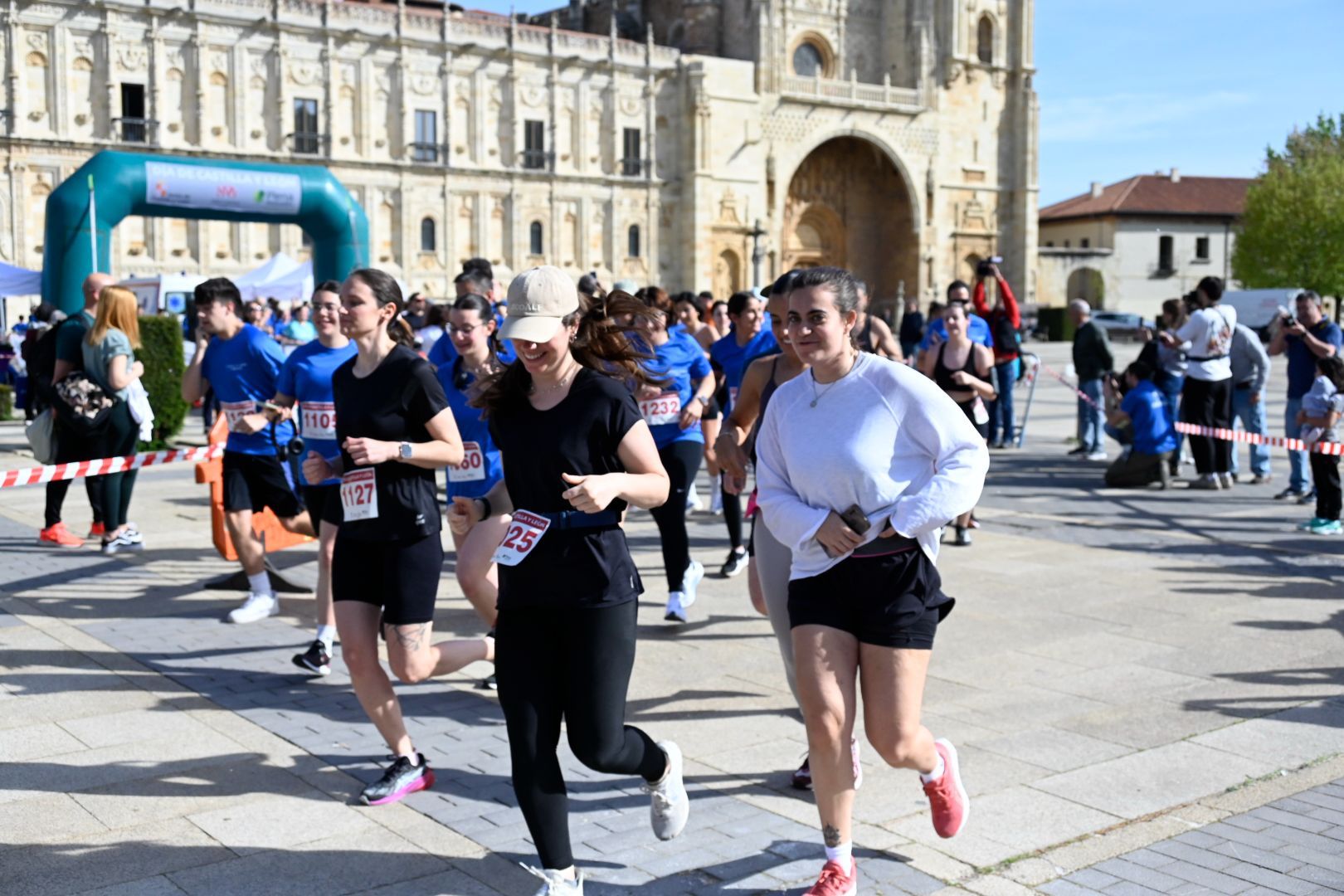 Carrera y marcha solidaria Día de Castilla y León 2026 