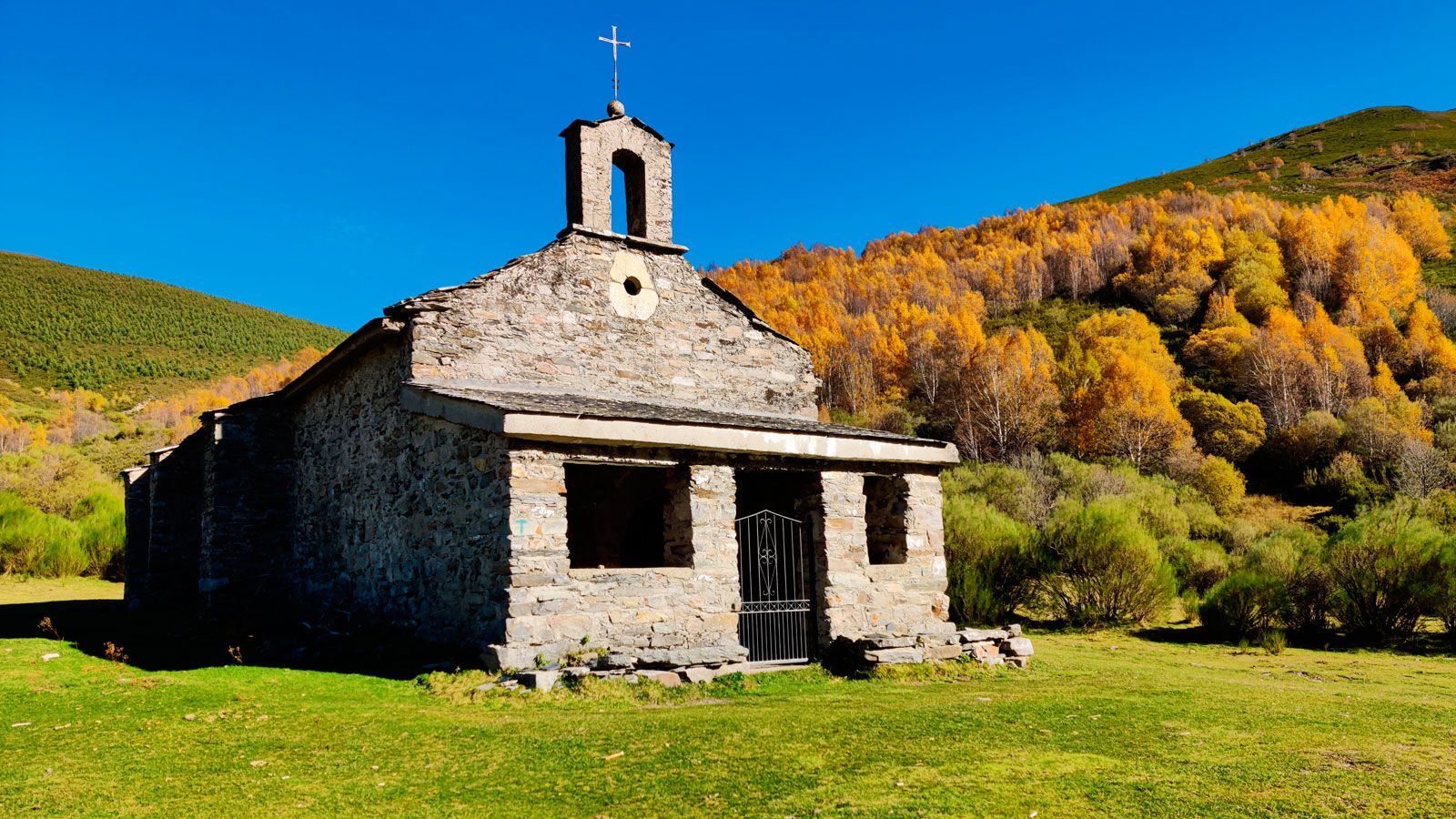 La ermita de Santiago de Fasgar. | L.N.C.