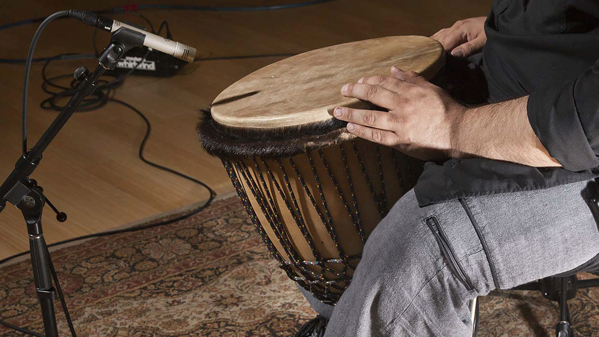 Percusión africana,una original propuesta formativa artística en Fabero.