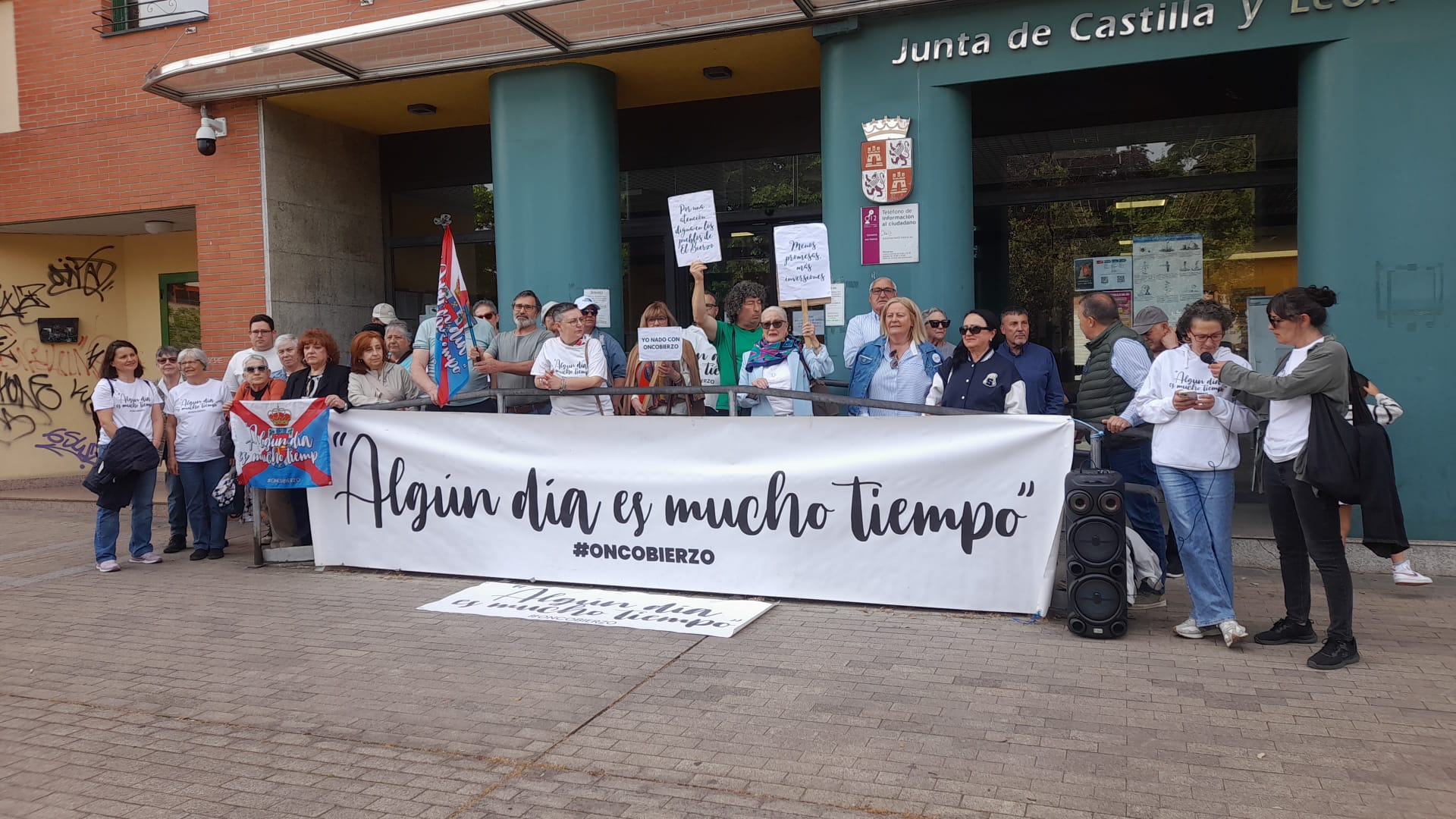 Manifestación de Oncobierzo, la que cumple un año de este tipo de reivindicación ante la Junta. | MAR IGLESIAS