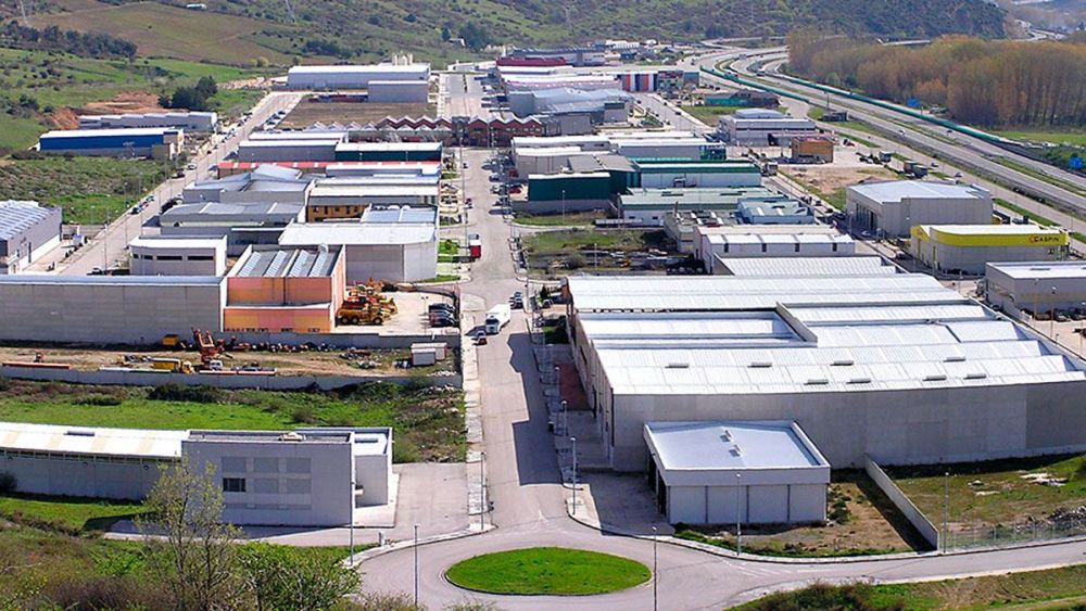 el-centro-de-iniciativas-empresariales-de-bembibre-completo-por