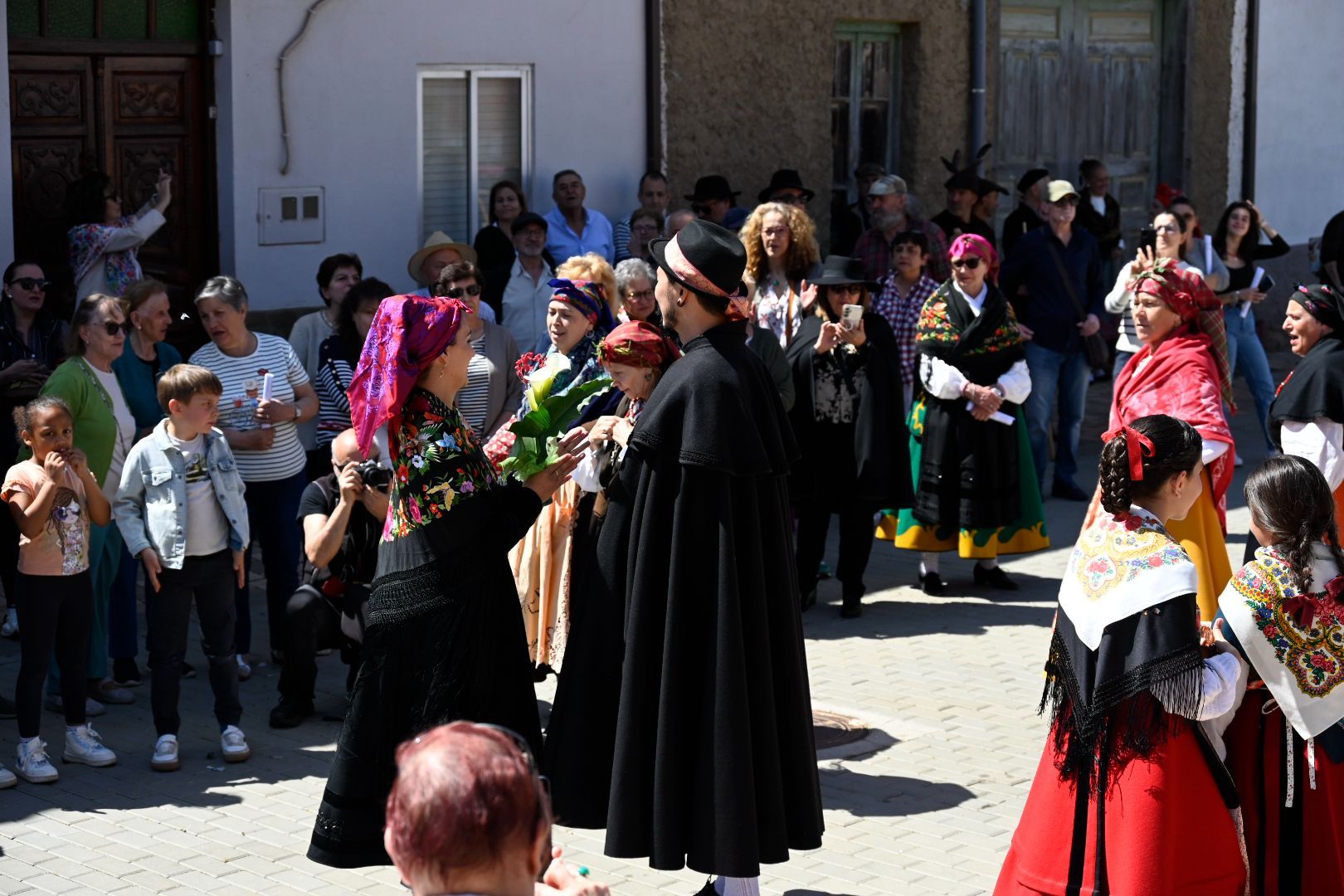 La boda antrueja de Celadilla, en imágenes 