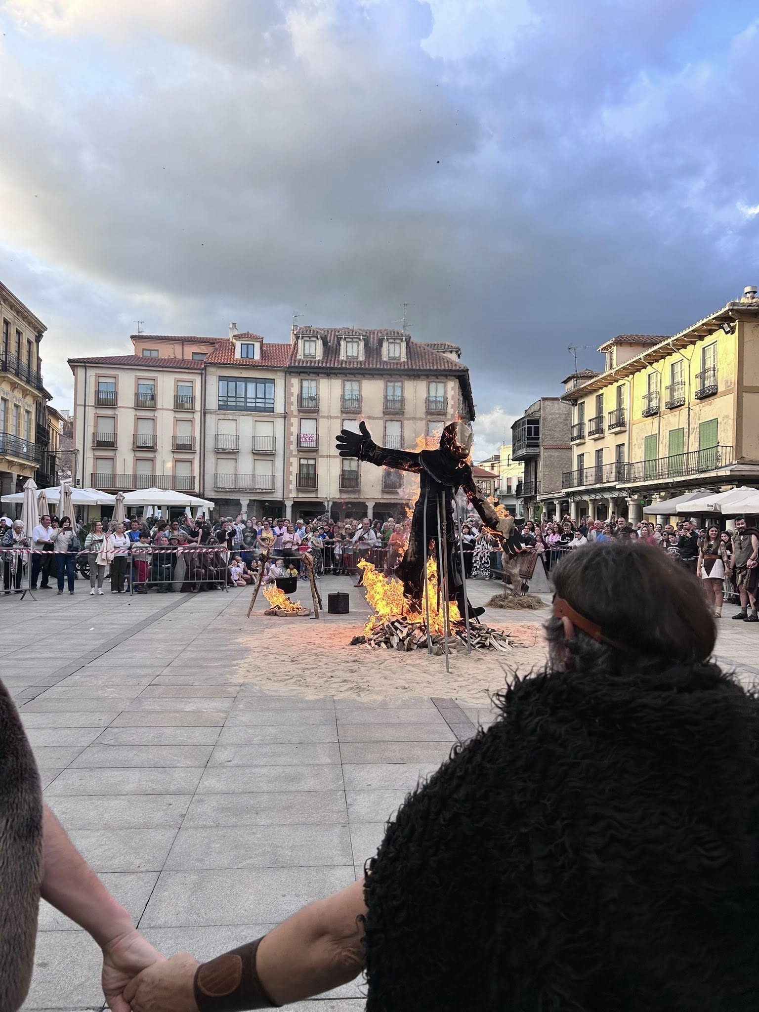 Celebración de Beltane en la plaza Mayor de Astorga. | L.N.C.