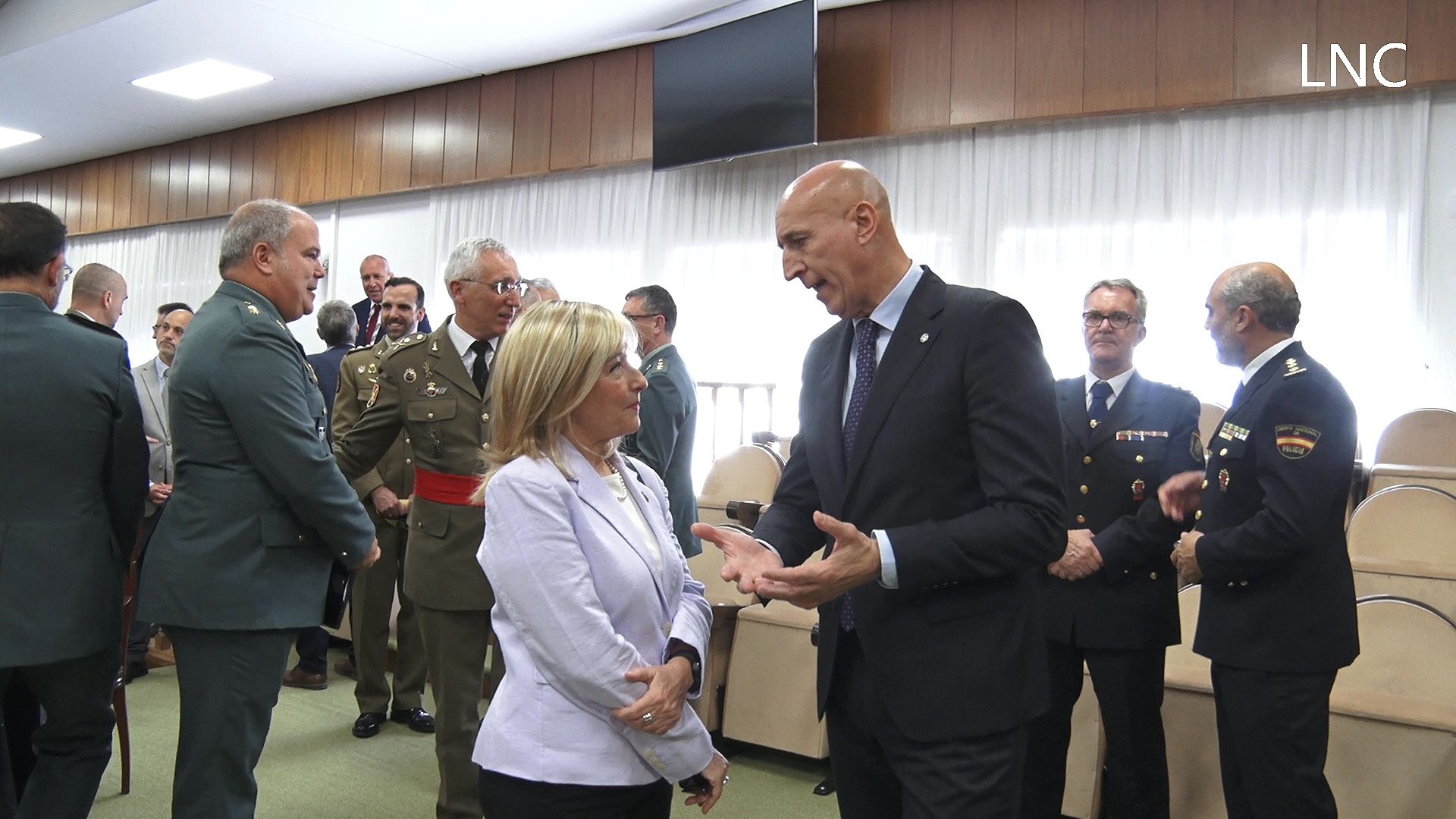 La Universidad de León celebra San Isidoro premiando a Ana del Ser y con Medicina en el horizonte