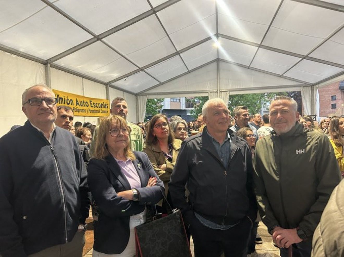 Equipo del PSOE de Ponferrada durante unas fiestas en el municipio.
