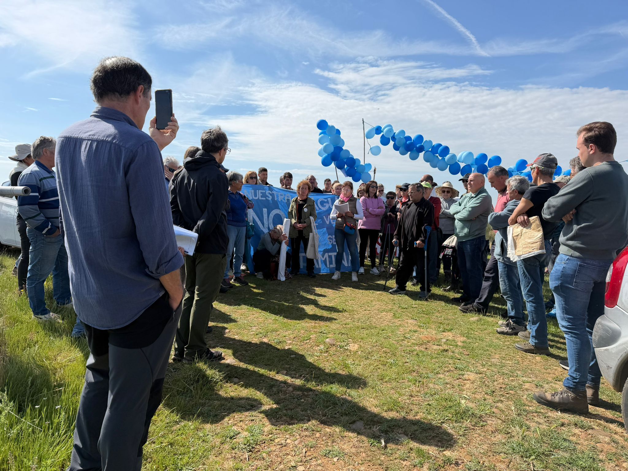 Un instante de la lectura de un manifiesto durante la protesta. 