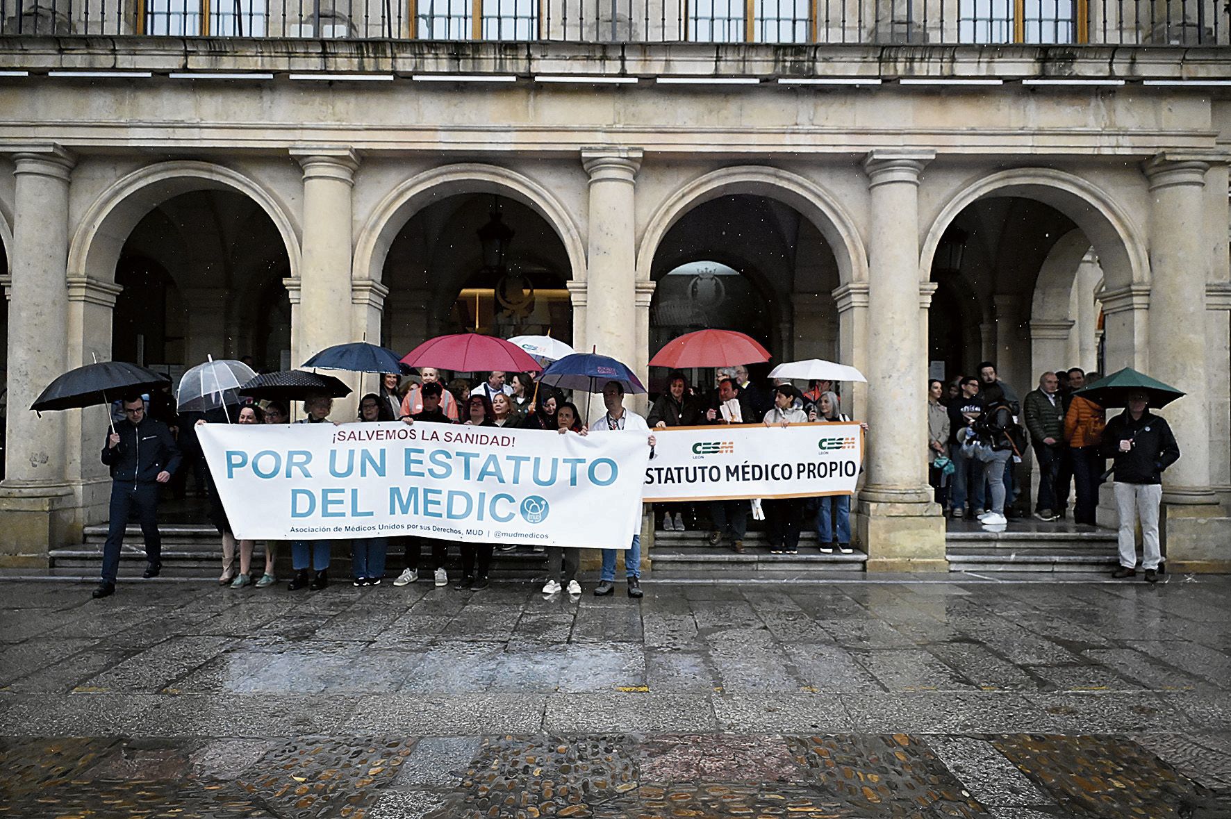 Un instante de la huelga de médicos en San Marcelo | SAÚL ARÉN