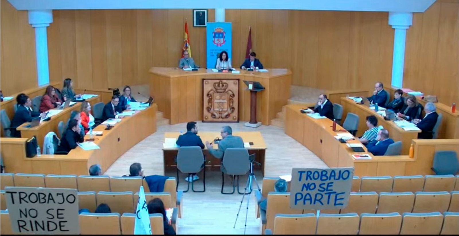 El secretario e interventor accidental mantuvieron una acalorada discusión